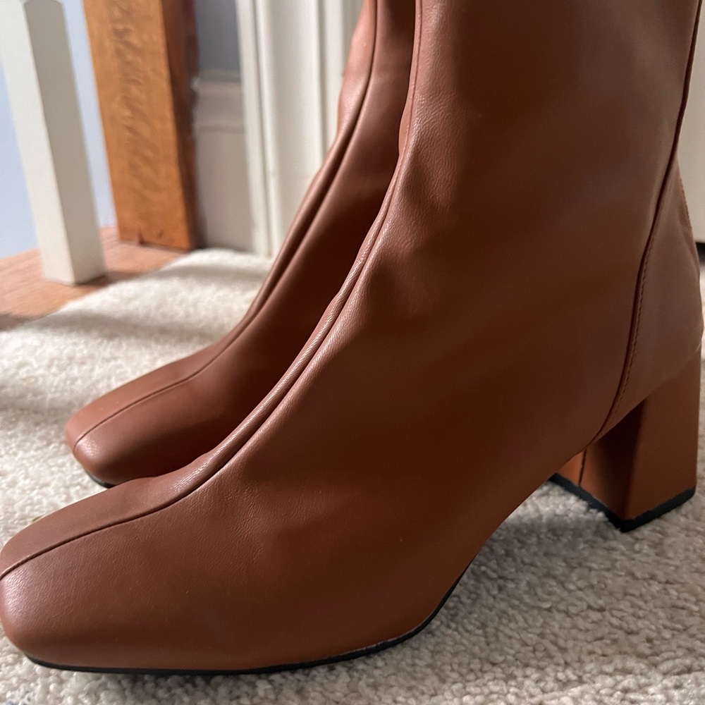 Brown Vegan Leather Ankle Square Toe Boats